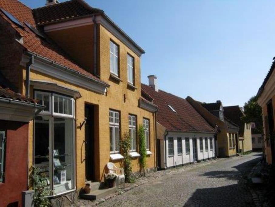 Skon Lejlighed I Aeroskobing. Apartment Exterior photo